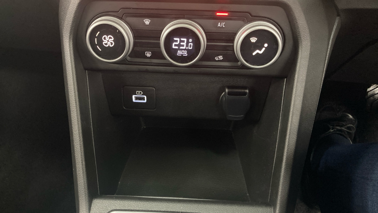 Dacia Sandero Stepway 1.0 TCe Journey 5dr CVT Petrol Hatchback